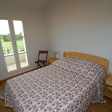 酒店 Peaceful Loire With Garden 圣吉尔-克鲁瓦德维