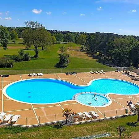 酒店 Peaceful Loire With Garden 3*