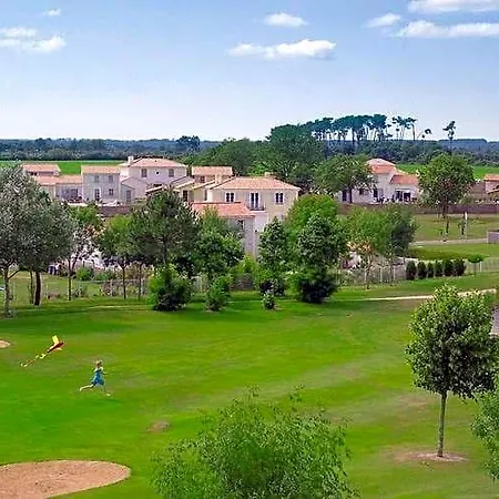 Peaceful Loire With Garden 3*